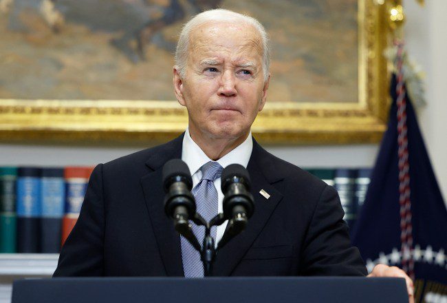 Joe Biden prononce un discours dans le bureau ovale après avoir retiré sa candidature à la présidentielle