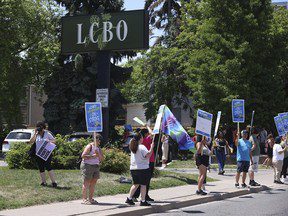 LILLEY : Votre bar local est le seul à être touché par la grève de la LCBO