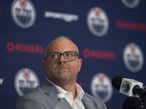 Moddejonge : Les Oilers embauchent le nouveau directeur général Stan Bowman en raison de la réaction négative des fans