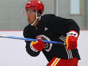 Notes des Flames : les frères Parekh sont fiers de partager la glace au camp de prospection