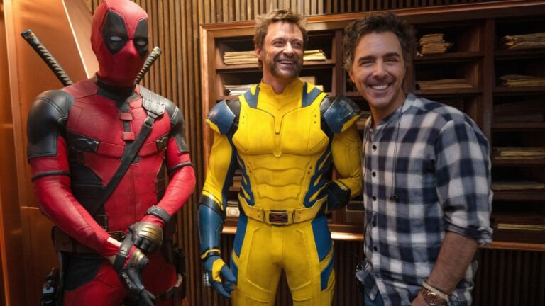 Ryan Reynolds dit au revoir aux films Marvel « étranges, inégaux et risqués » de Fox au milieu du succès de « Deadpool & Wolverine » : « Une époque qui nous a littéralement fait » Plus de Variety Les plus populaires À lire absolument Inscrivez-vous aux newsletters de Variety Plus de nos marques
	
	
