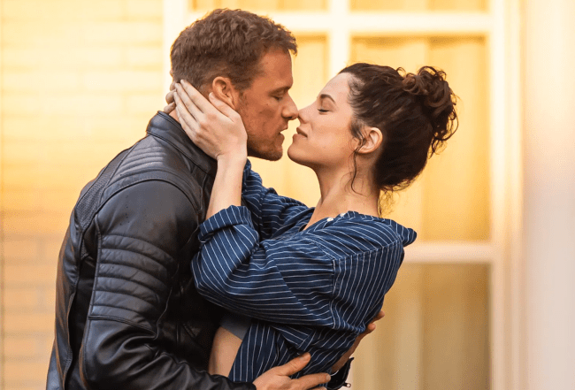 Sam Heughan dans la bande-annonce de « The Couple Next Door » – Date de sortie