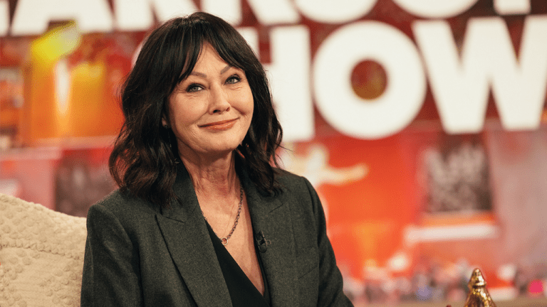 Shannen Doherty, star de Beverly Hills, 90210 et Charmed, décède à 53 ans
