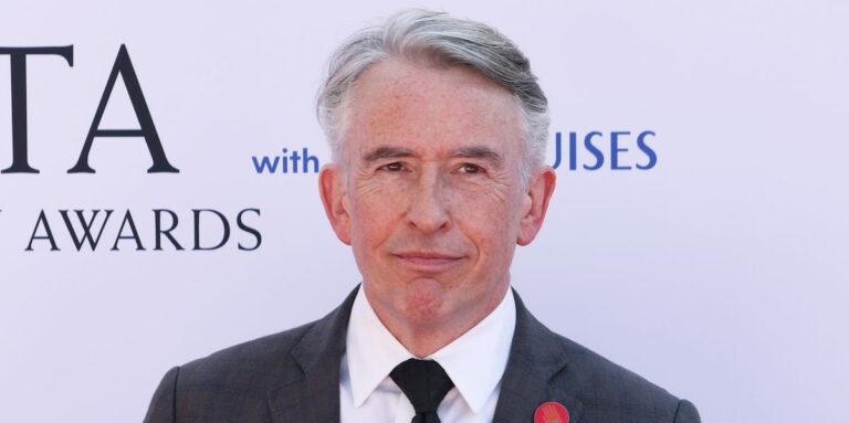 Steve Coogan décroche son prochain rôle principal dans un drame irlandais réel
