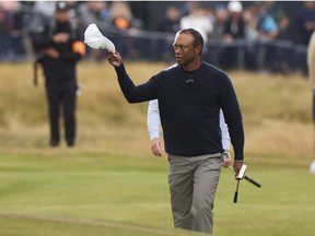 Tiger Woods s’incline à Royal Troon, mais promet un retour à l’Open britannique