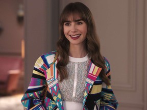 Lily Collins est de retour dans le rôle d'Emily dans une autre saison pleine de drame de « Emily in Paris ».