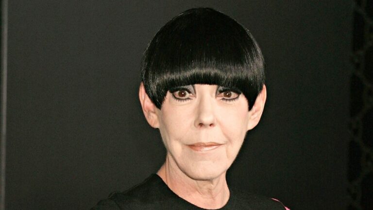 Peggy Moffitt, actrice et mannequin pour la célèbre photo de maillot de bain seins nus, décède à 86 ans
	
	
