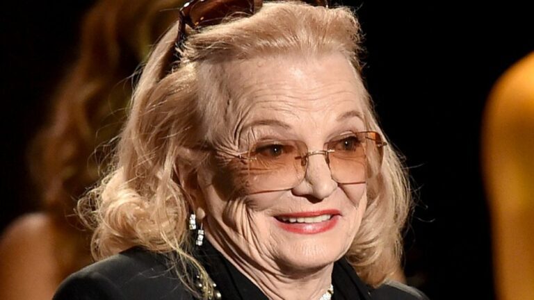 Gena Rowlands, star de « N'oublie jamais » et « Une femme sous influence », décède à 94 ans Plus de Variety Les plus populaires À lire absolument Inscrivez-vous aux newsletters de Variety Plus de nos marques
	
	
