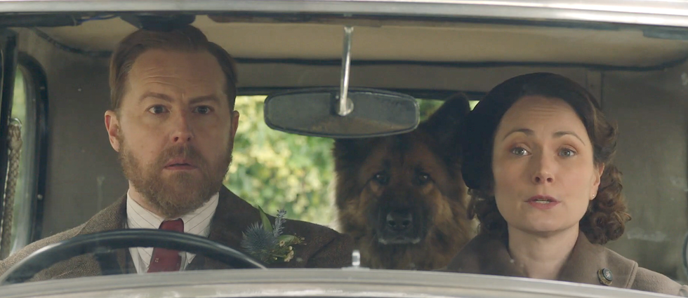 Samuel West et Anna Madeley dans la saison 5 de Créatures, grandes et petites