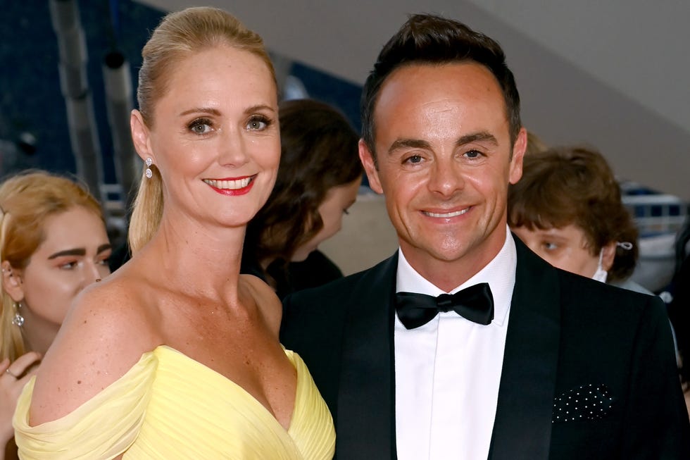 Anne Marie et Ant McPartlin