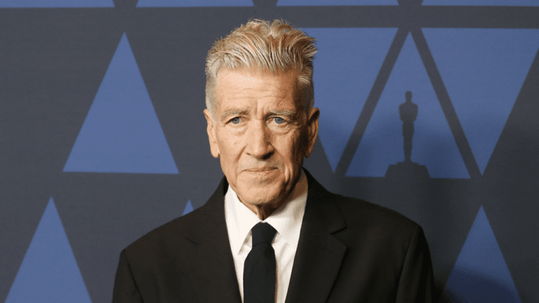 David Lynch déclare qu'il ne peut plus diriger en personne en raison de problèmes de santé
