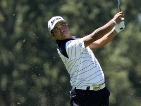 Hideki Matsuyama, du Japon, frappe depuis le septième fairway lors du troisième tour du tournoi de golf du championnat St. Jude, le samedi 17 août 2024, à Memphis, Tennessee.