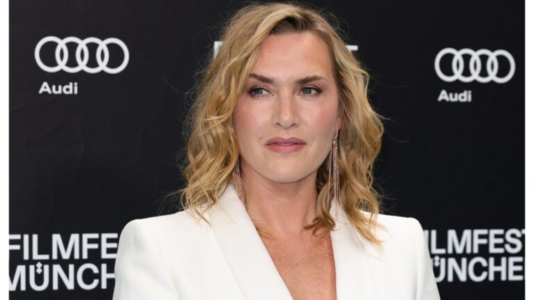 Kate Winslet sera honorée au Festival du film de Zurich avant la projection de « Lee » Plus de Variety Les plus populaires À lire absolument Inscrivez-vous aux newsletters de Variety Plus de nos marques
	
	
