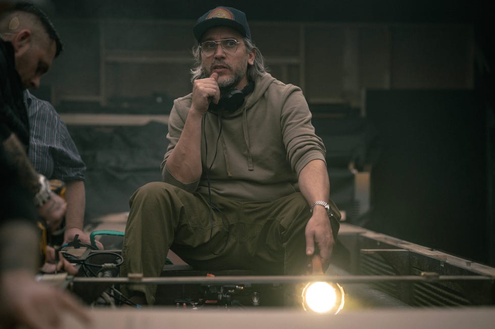 Fede Alvarez sur le tournage d'Alien Romulus