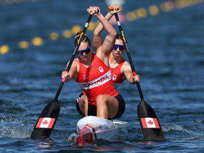 Les Canadiennes Katie Vincent et Sloan Mackenzie remportent le bronze en sprint en canoë