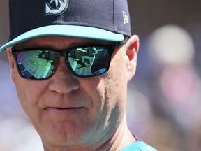 Le manager des Mariners de Seattle, Scott Servais, réagit lors d'un match contre les Angels de Los Angeles au T-Mobile Park à Seattle, le mercredi 24 juillet 2024.