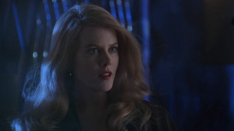 Nicole Kidman looking at Bamtan in Batman Forever