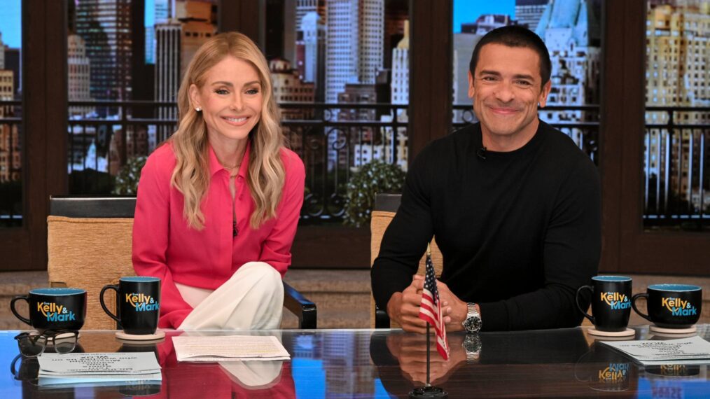 Live with Kelly and Mark - Kelly Ripa and Mark Consuelos