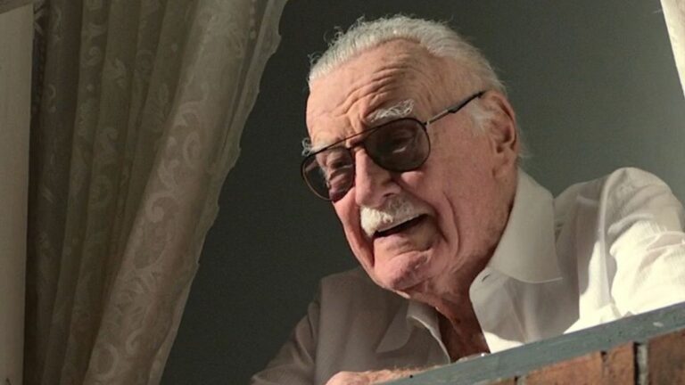 Stan Lee a un jour « avoué » être « jaloux » de ne pas avoir été invité à jouer un rôle spécifique chez Marvel, et avec le recul, je pense qu'il aurait été parfait
