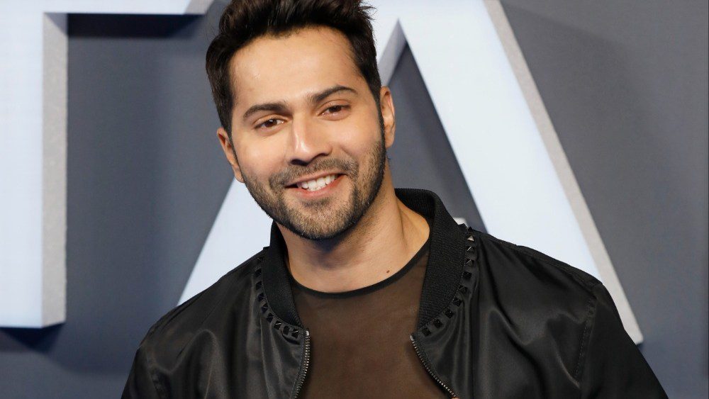 Varun Dhawan rejoint Sunny Deol au casting de l'épopée de guerre de Bollywood « Border 2 » (EXCLUSIF) Plus de Variety Les plus populaires À lire absolument Inscrivez-vous aux newsletters de Variety Plus de nos marques
	
	
