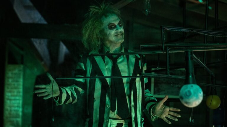 La seule chose qui définit Beetlejuice, selon Tim Burton et Michael Keaton
