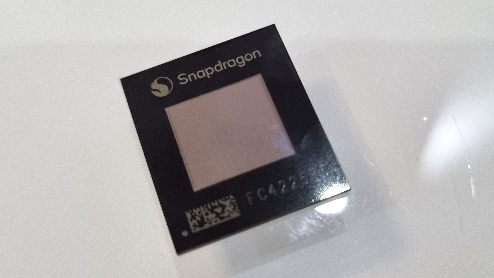 Puce de silicium Qualcomm Snapdragon X Plus à 8 cœurs