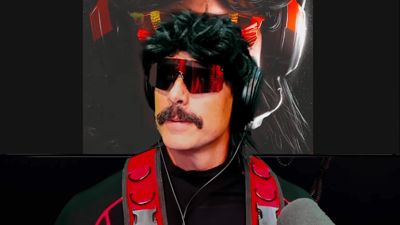 Dr Disrespect revient sur le streaming pour nier avec colère avoir envoyé des messages ou des images explicites à un mineur
