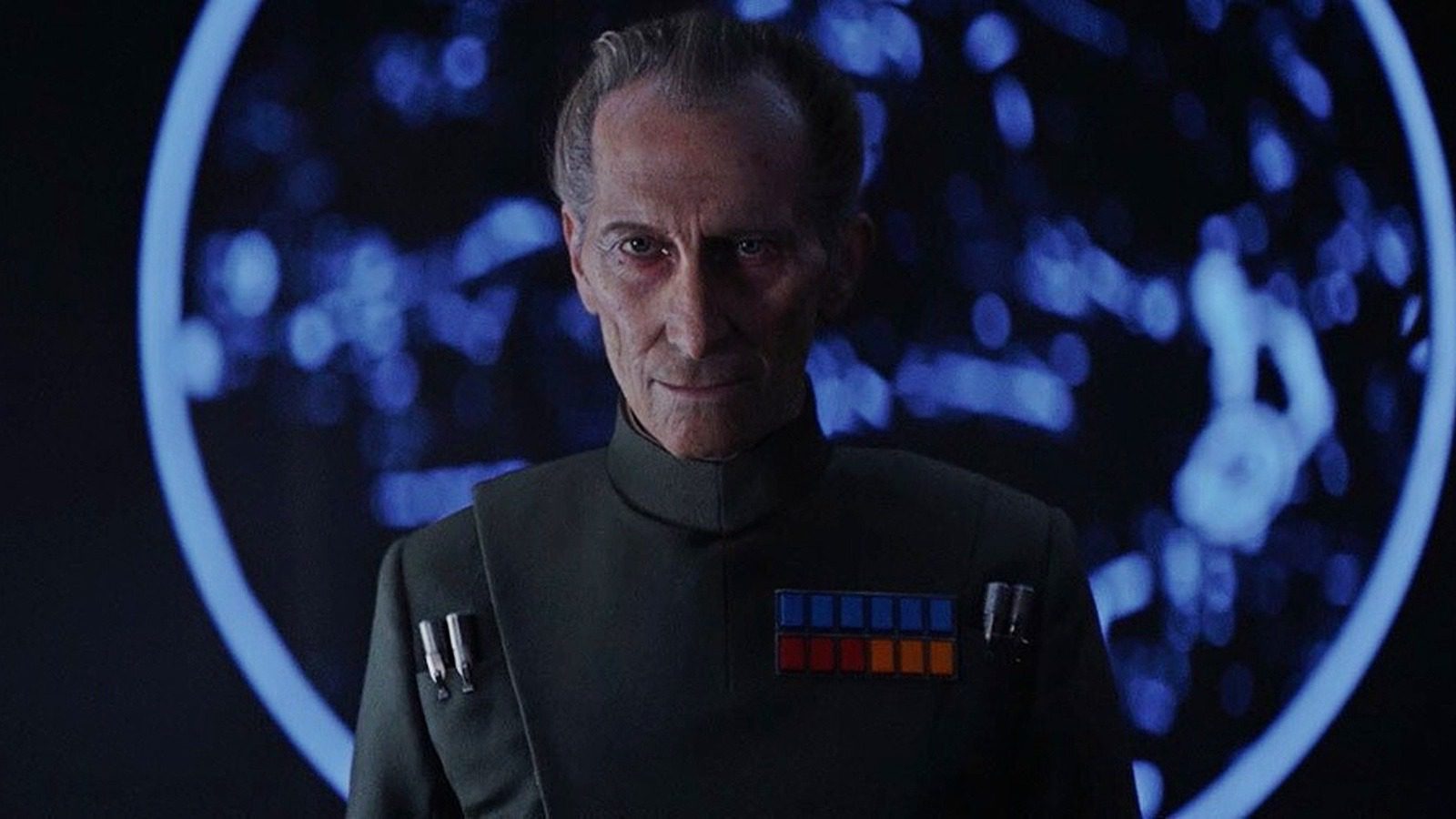 La résurrection de Peter Cushing en CGI dans Rogue One a déclenché un procès Star Wars 8 ans plus tard
