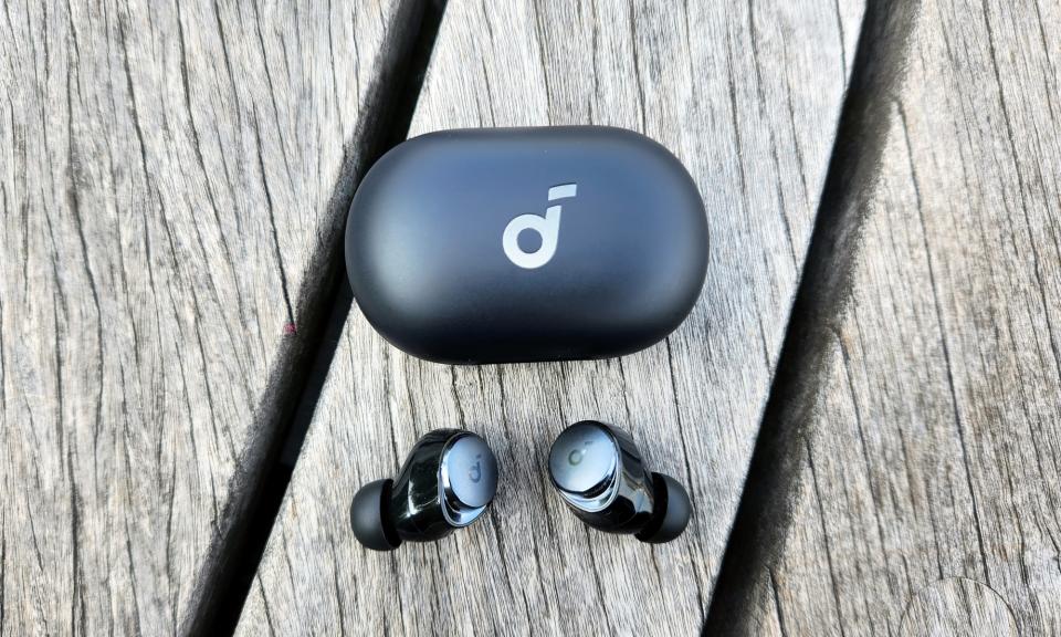 Les écouteurs sans fil Anker Soundcore Space A40.