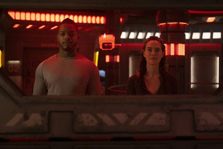 Beacon 23 : Annulée ; la série de science-fiction de MGM+ n'aura pas de troisième saison
