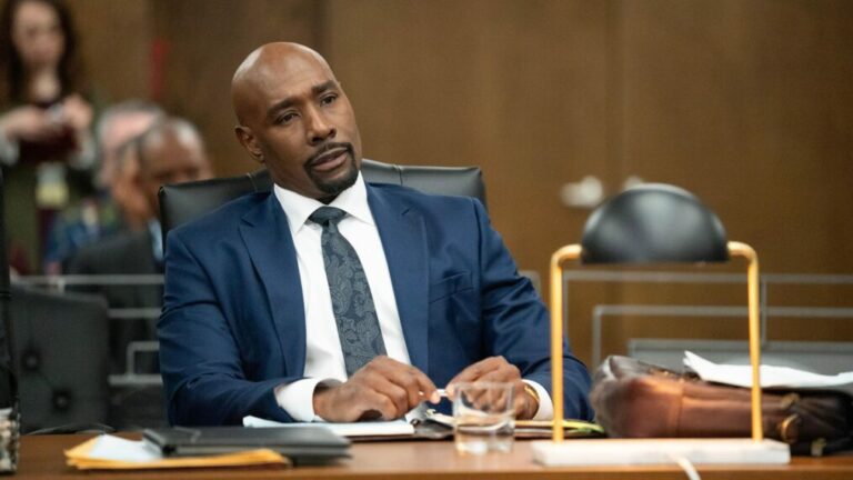 Morris Chestnut as Corey Cash in 