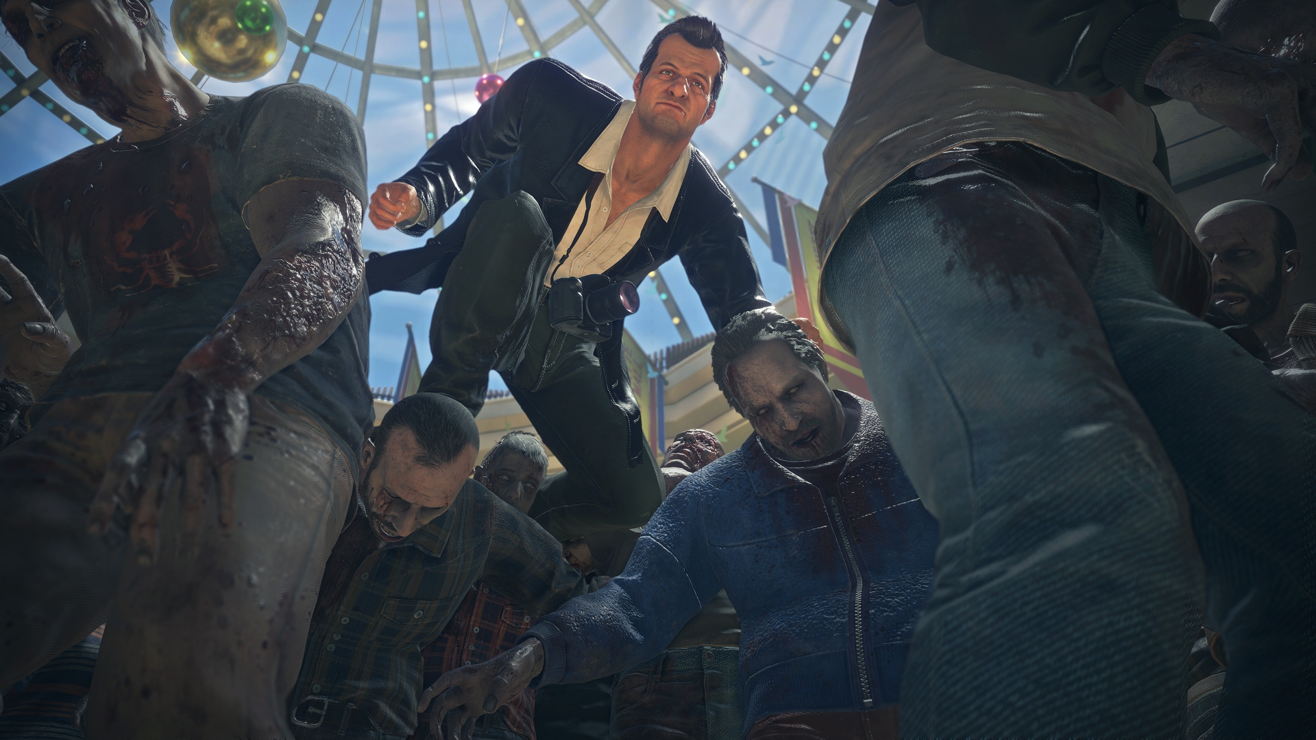 Critique de Dead Rising Remaster : Un homme, Frank West, grimpe sur des zombies dans le jeu en monde ouvert de Capcom Dead Rising