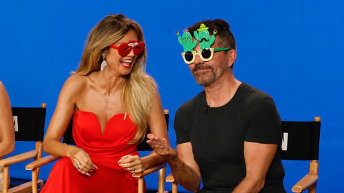 Heidi Klum a dévoilé ses racines de top model lors d'une farce de America's Got Talent, mais Simon Cowell n'était pas d'accord
