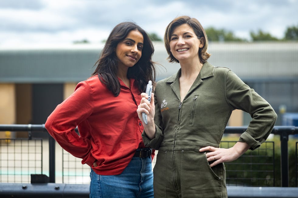 mandip gill, jodie whittaker, docteur who les aventures du treizième docteur