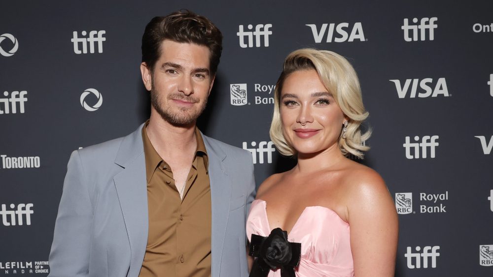 Andrew Garfield et Florence Pugh apportent du sexe torride, des sanglots et une scène d'accouchement sauvage au TIFF avec « We Live in Time » Plus de Variety Les plus populaires À lire absolument Inscrivez-vous aux bulletins d'information de Variety Plus de nos marques
	
	
