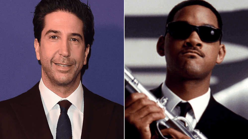 David Schwimmer déclare que rejeter l'offre de Men in Black était une « décision brutale » et qu'elle « aurait fait de moi une star de cinéma » ; il a choisi de réaliser un film à la place
	
	
