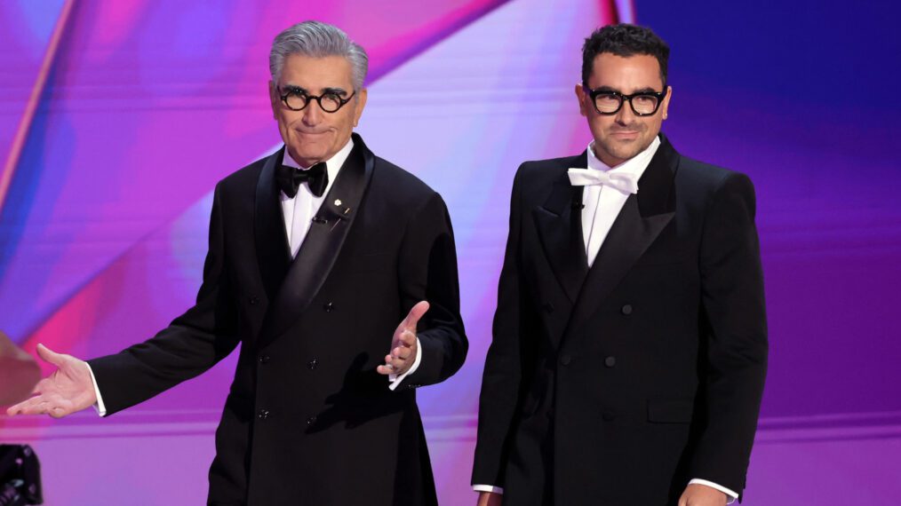 Emmy Awards 2024 : que pensez-vous d'Eugene et Dan Levy en tant qu'animateurs ? (SONDAGE)
