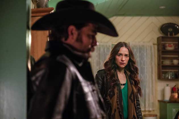 Explication de la fin de « Wynonna Earp Vengeance » — [Spoiler] Meurt, #WayHaught