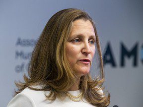 Freeland autorise davantage de prêts hypothécaires à 30 ans et des valeurs plus élevées pour les prêts hypothécaires assurés