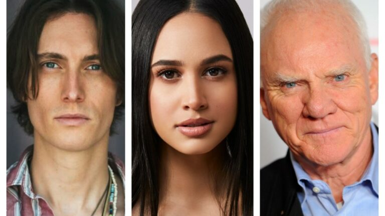 James Paxton, Emily Tosta et Malcolm McDowell joueront dans le film d'horreur psychologique "Dirt" (EXCLUSIF) Plus de Variety Les plus populaires À lire absolument Abonnez-vous aux newsletters Variety Plus de nos marques
	
	
