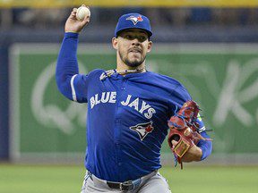 José Berrios se voit refuser la 100e victoire de sa carrière alors que les Blue Jays perdent leur premier match de la série au Tropicana