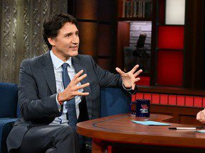 Le discours de Justin Trudeau sur les « temps difficiles » de Colbert tombe à plat auprès des Canadiens