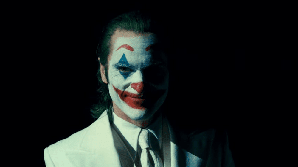 L'équipe de « Joker 2 » s'est réunie « très souvent » dans la bande-annonce de Joaquin Phoenix pour « déchirer le scénario et tout recommencer » : « C'est trois heures plus tard et vous le réécrivez sur une serviette en papier » Plus de Variety Les plus populaires À lire absolument Inscrivez-vous aux newsletters de Variety Plus de nos marques
	
	
