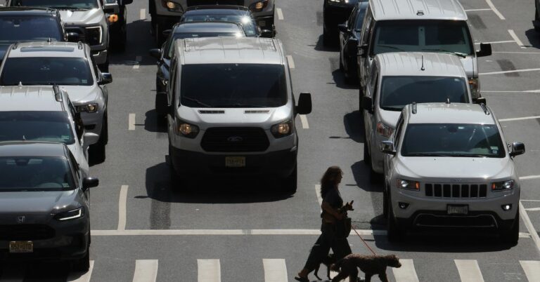 Les États-Unis s’attaquent enfin au problème du gonflement du parc de camions