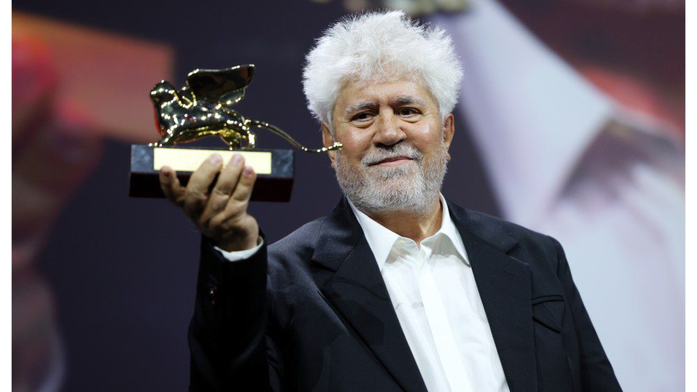 Pedro Almodóvar, Luca Guadagnino et Mike Leigh se joignent au concours des European Film Awards Plus de Variety Les plus populaires À lire absolument Inscrivez-vous aux newsletters de Variety Plus de nos marques
	
	
