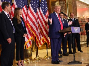 Le candidat républicain à la présidence, l'ancien président américain Donald Trump, s'exprime lors d'une conférence de presse à la Trump Tower le 6 septembre 2024 à New York.