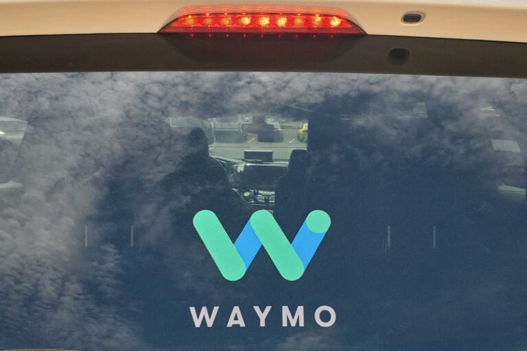 Waymo et Uber vont proposer leur service de robotaxi à Austin et Atlanta d’ici début 2025