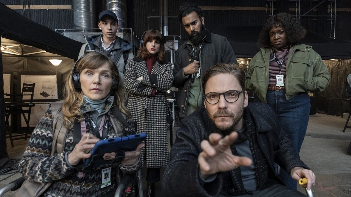 Jessica Hynes and Daniel Brühl are just some of the pictured A-list cast of The Franchise, playing the crew of a disastrous superhero movie under production and in danger of going off the rails in HBO&#039;s brand-new comedy