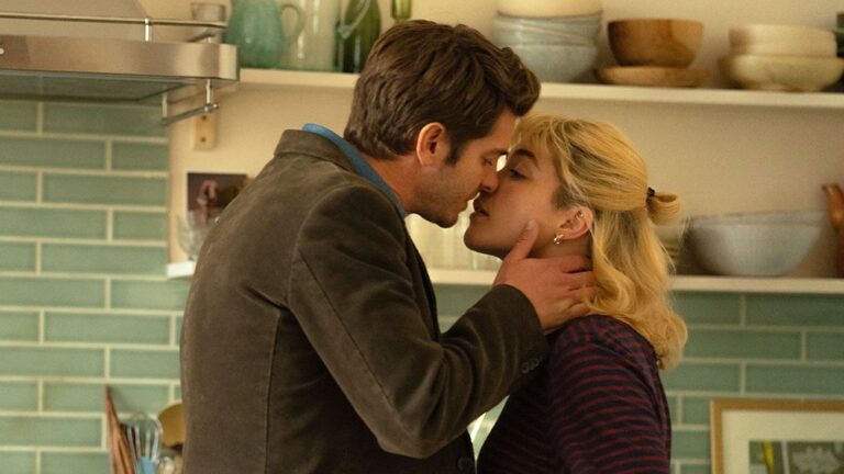 Andrew Garfield dit que la scène de sexe avec Florence Pugh dans "We Live in Time" est allée "un peu plus loin" que prévu : "We Never Heard Cut" Plus de variétés Les plus populaires À lire absolument Abonnez-vous aux newsletters de variétés Plus de nos marques
	
	
