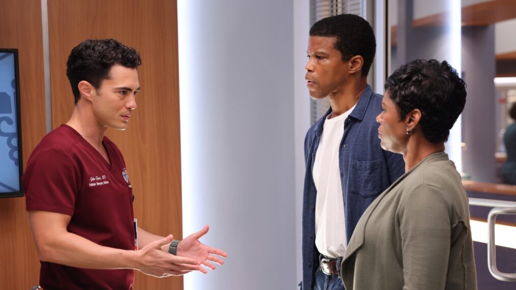 Darren Barnet as Dr. Frost, Sharif Atkins as Joe Thomas, and Crystal Lee Brown as Gina Thomas — 